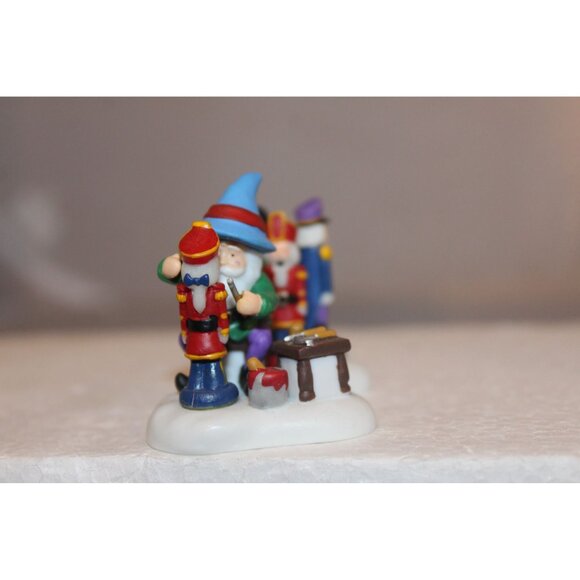 Dept 56 North Pole Village - Nutcracker Deliveries - Picture 8 of 10